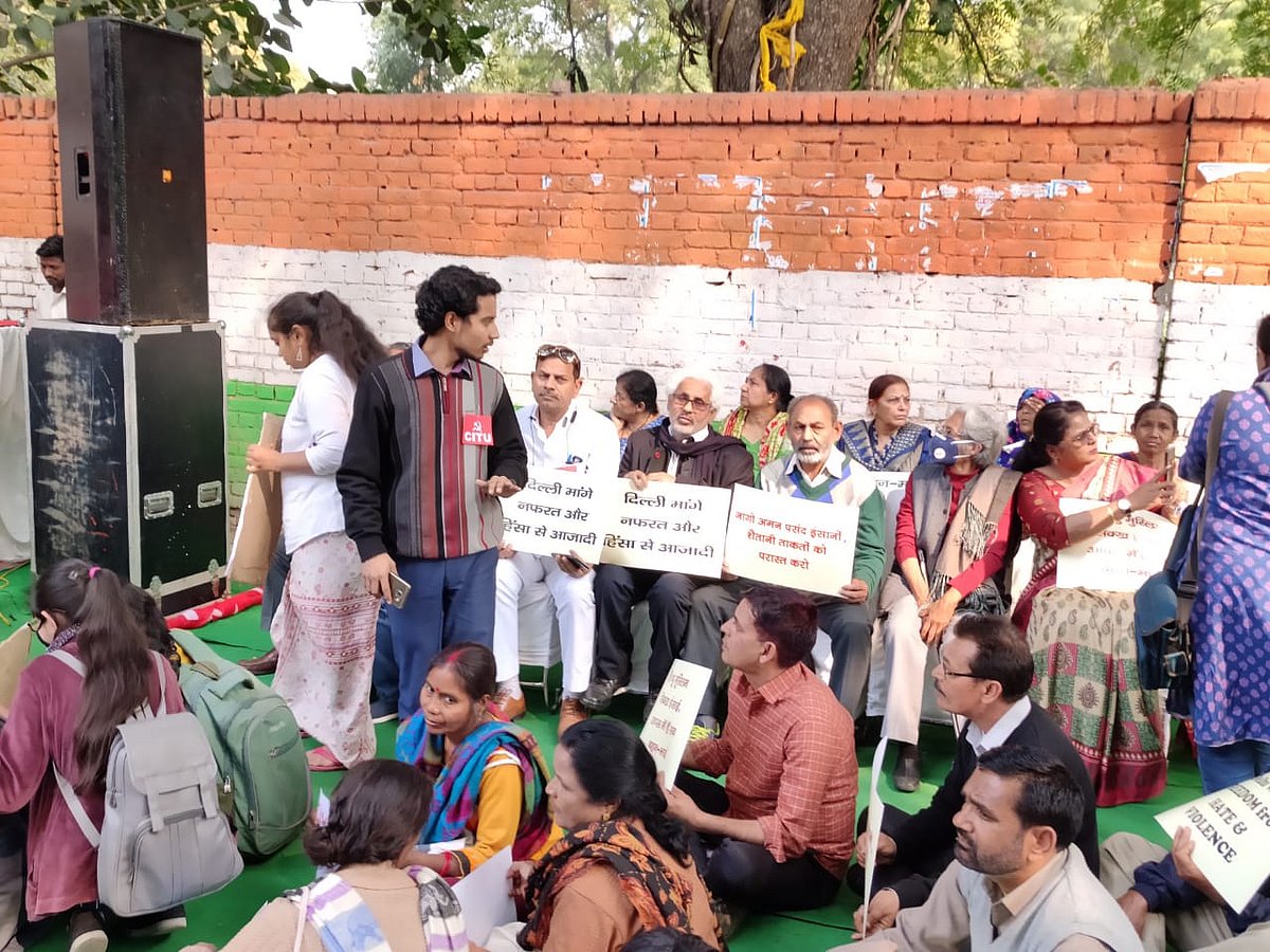 دہلی تشدد Update: اب تک 18 ایف آئی آر، 108 گرفتار، ہر زاویے سے تحقیقات جاری، پولیس