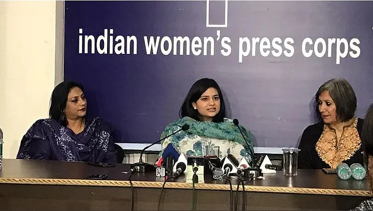 میری وفاداری ملک کی مٹی کے ساتھ ہے، اور یہ مٹی بی جے پی کی جاگیر نہیں: التجا مفتی