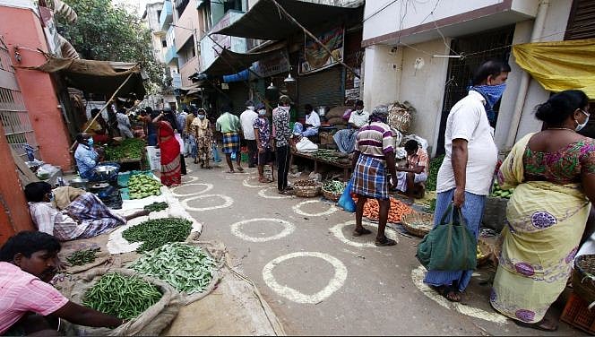 لاک ڈاؤن مسے بڑھ گئی مہنگائی، ہندوستان کی 61 فیصد آبادی پریشان