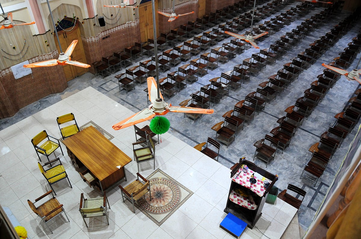 کورونا وائرس: دنیا بھر میں متاثرین کی تعداد 2 لاکھ، 8 ہزار اموات، 83 ہزار افراد صحتیاب