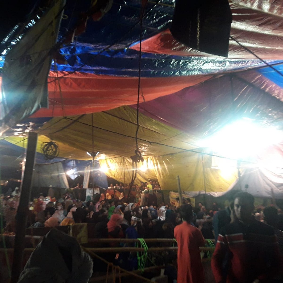 تصویر قومی آواز