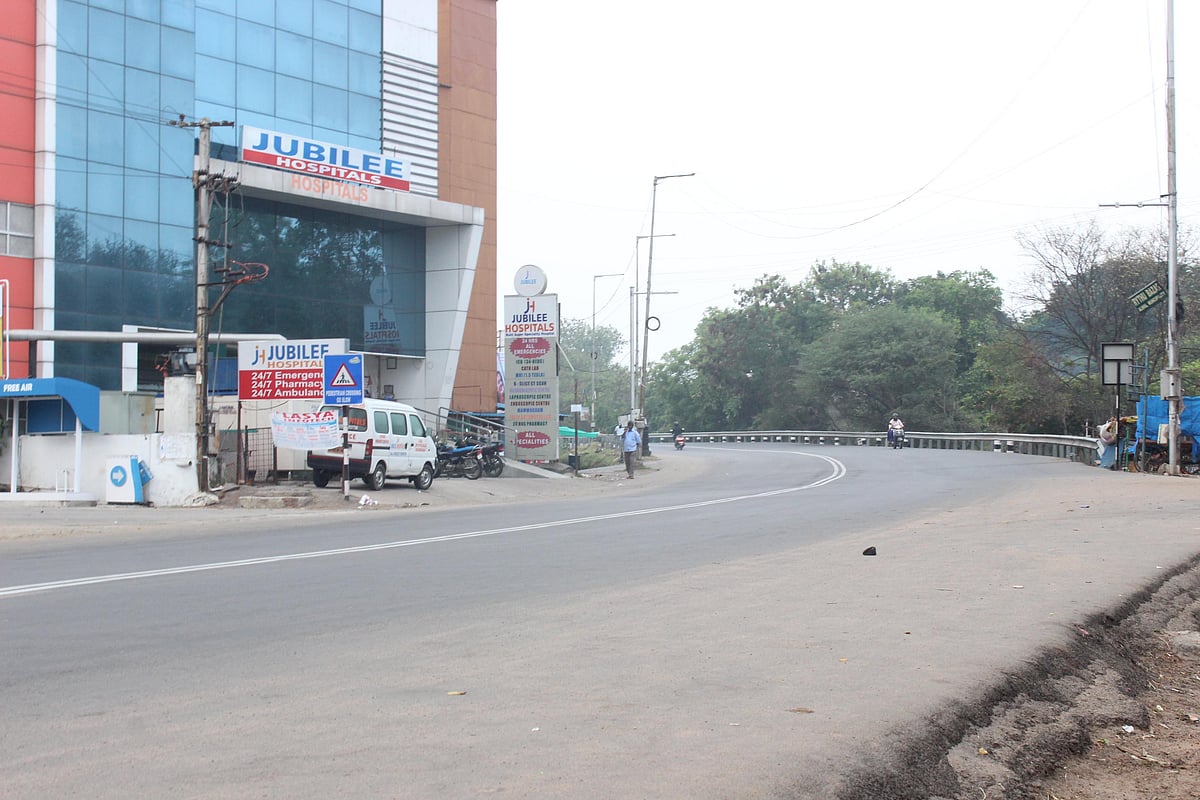 ’جنتا کرفیو‘ کا متعدد شہروں میں وسیع پیمانے پر اثر، تصویری جھلکیاں