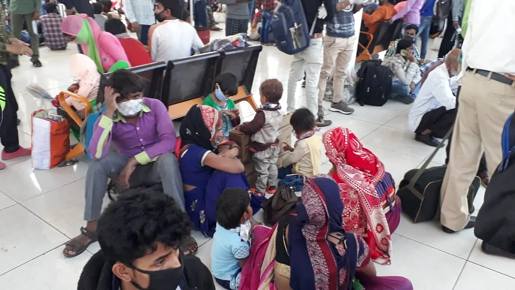 تصویر قومی آواز