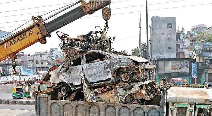 دہلی تشدد: نفرت کے سوداگروں نے کاروبار تباہ کر دیا، چھوٹے موٹے دھندے بھی ختم!