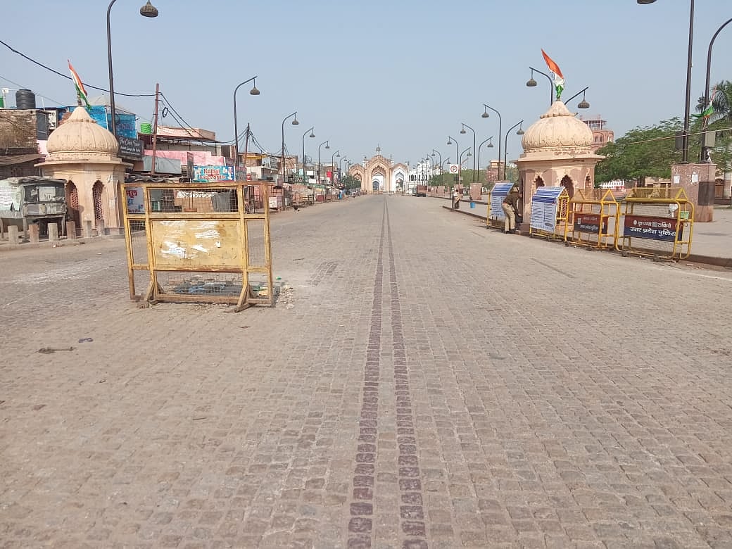 ’جنتا کرفیو‘ کا متعدد شہروں میں وسیع پیمانے پر اثر، تصویری جھلکیاں