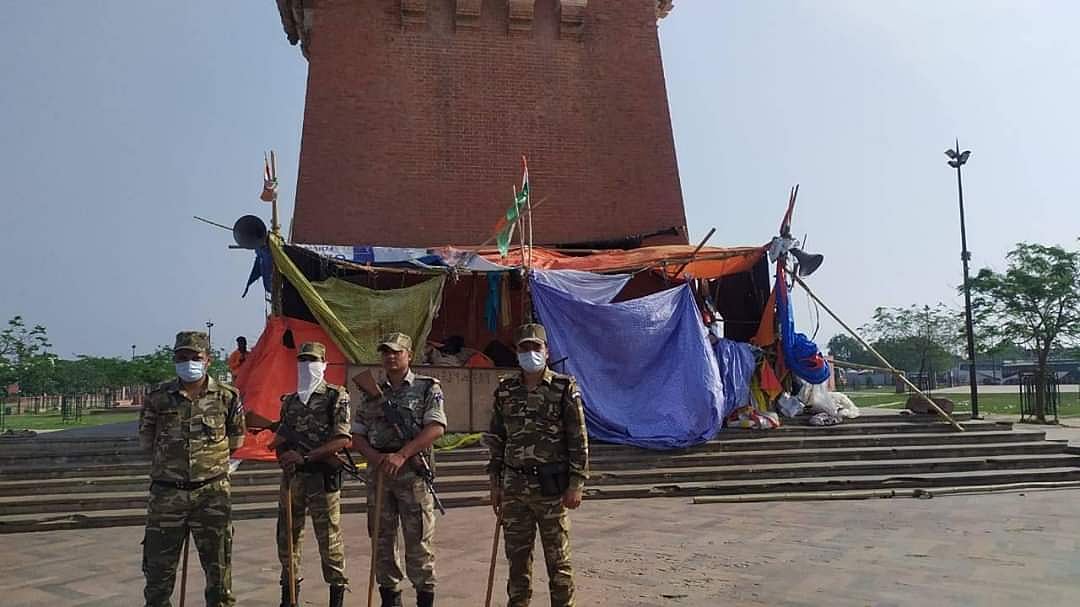 گھنٹہ گھر کا منظر