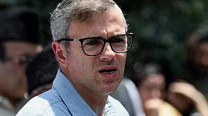 کشمیری صحافیوں کے خلاف ایف آئی آر کسی بھی صورت میں جائز نہیں: عمر عبداللہ