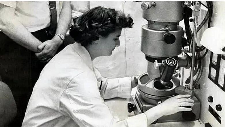 ایک خاتون سائنسداں نے کورونا وائرس کی دریافت 56 سال پہلے ہی کر لی تھی!