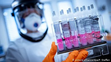 کیا کووڈ انیس کا وائرس چینی لیبارٹری میں تیار کیا گیا؟