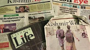 کشمیر: اردو اخبار مالکان موبائل فون پر بہ آسانی کھلنے والی ویب سائٹس بنوائیں، قارئین