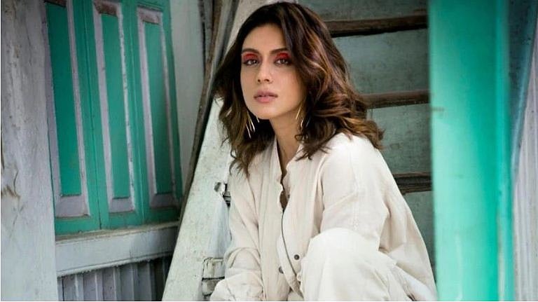 بالی ووڈ اداکارہ زویا مورانی نے بھی حاصل کی کورونا پر فتح، اسپتال سے ملی چھٹی