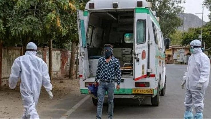 لاک ڈاؤن: ایمبولنس میں مریض کی جگہ ملی سواریاں، ڈرائیور سمیت 9 گرفتار