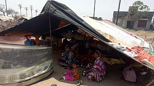 یو پی: کورونا بحران میں بھی غریبوں کے ساتھ دھوکہ کر رہے راشن ڈیلر