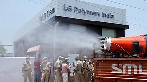 اے پی گیس سانحہ: صحت عامہ اور ماحولیات پر اثرات کے سروے کے لئے خصوصی ادارے