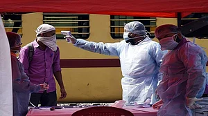 ریل مسافروں کو 90 منٹ پہلے پہنچنا ہوگا اسٹیشن، نہیں ملیں گے کمبل-چادر