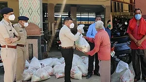مشن فوڈ ڈسٹری بیوشن: مغربی ریلوے نے 23 لاکھ لوگوں میں مفت کھانا تقسیم کیا