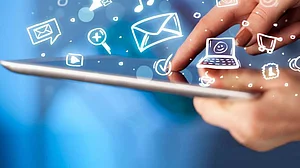 کشمیری طالبات کی پرائیویسی کے ساتھ کھلواڑ، ذاتی معلومات ظاہر کردی گئیں