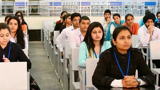 <div class="paragraphs"><p>علامتی تصویر، سوشل میڈیا</p></div>