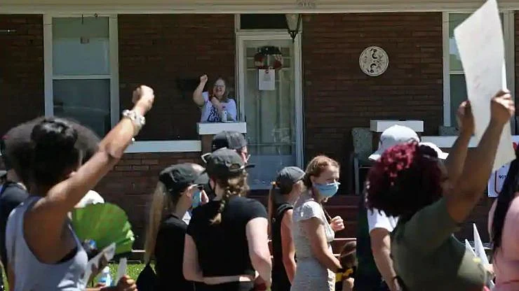 تصویر سوشل میڈیا