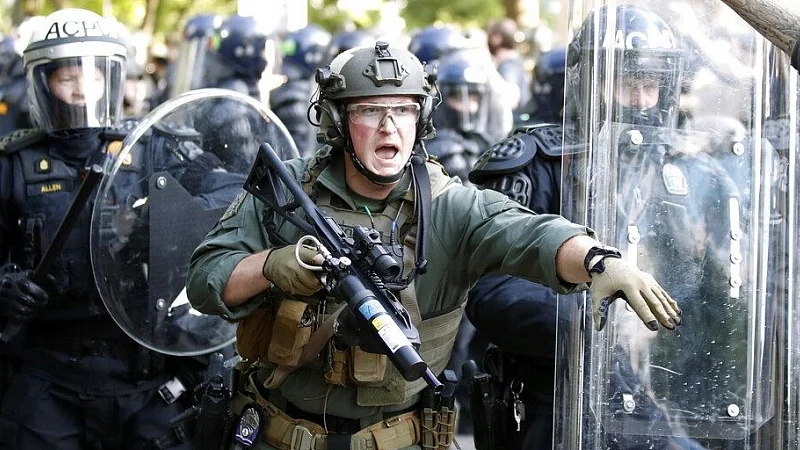 تصویر سوشل میڈیا