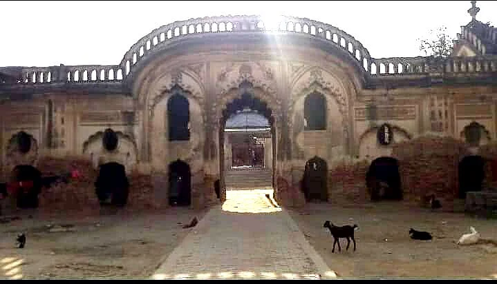 مکہ درزی کا تاریخی امام باڑہ کھنڈر میں ہوتا جا رہا تبدیل