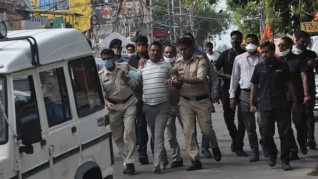 تصویر سوشل میڈیا