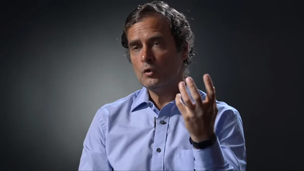 تصویر ویڈیو گریب