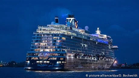 کورونا کی وبا کی شدت کم، جرمن سیاحتی شعبہ متحرک ہوتا ہوا