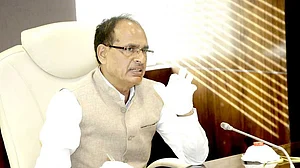 شیوراج کابینہ میں کھینچ تان جاری، ’قلمدانوں کی تقسیم کے سلسلے میں پھر ورک آؤٹ!‘