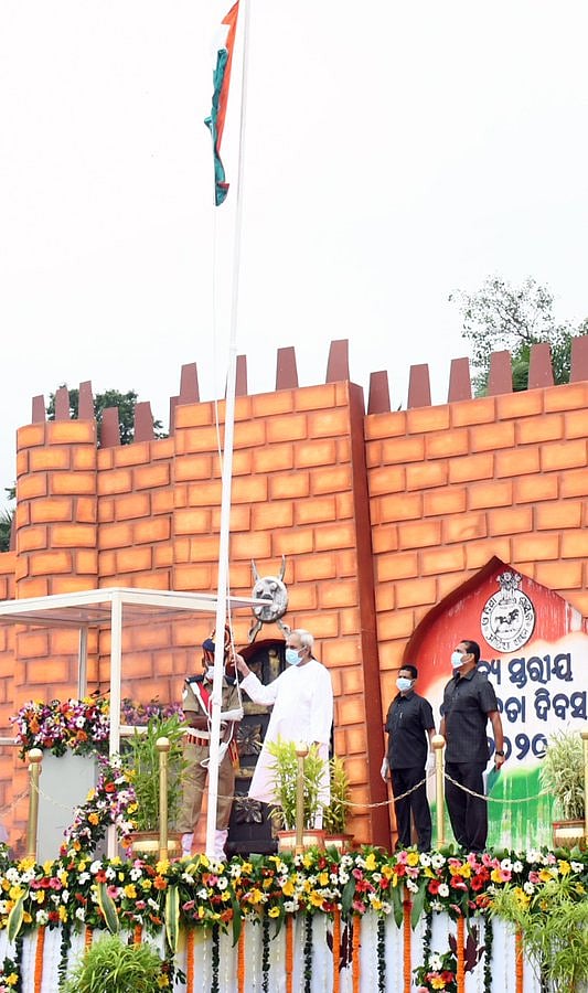 ’کوئی بھی کورونا مریض پیسے نہ ہونے کی وجہ سے علاج سے محروم نہیں ہوگا‘