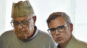 سرکاری ملازمتوں کا معاملہ : ’ایم پی میں بی جے پی کی دوغلی پالیسی بے نقاب’