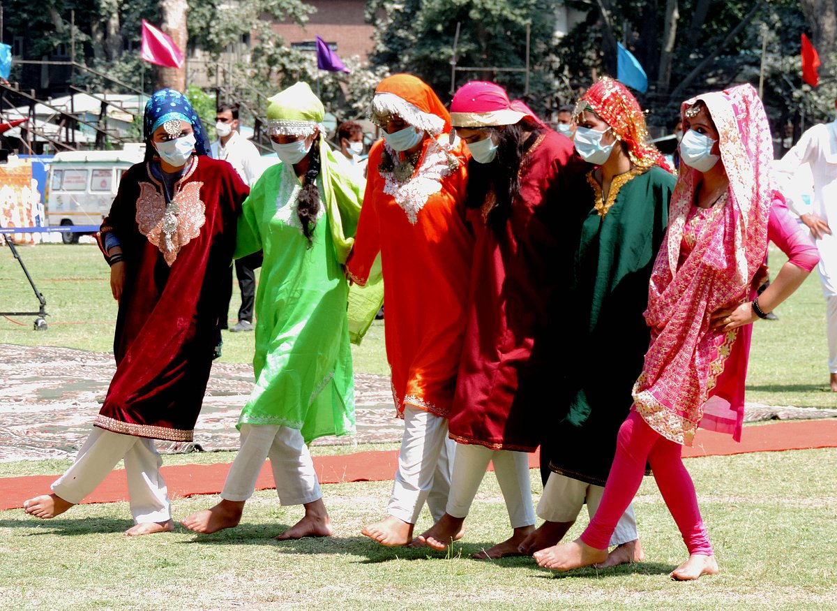 کشمیر میں سخت سیکورٹی بندوبست کے درمیان یوم آزادی تقاریب منعقد