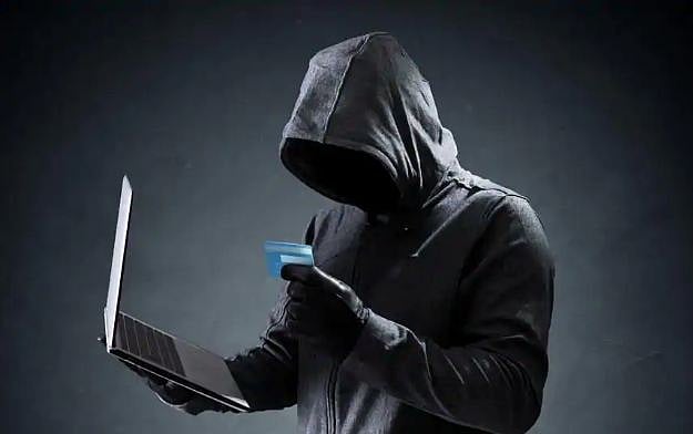 بینک فراد کے نشانے پر ڈاکٹر، کئی بن چکے ہیں نشانہ