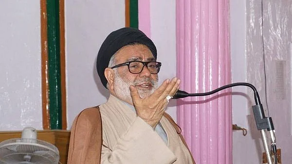 آغا سید حسن الموسوی الصفوی، تصویر فیس بک