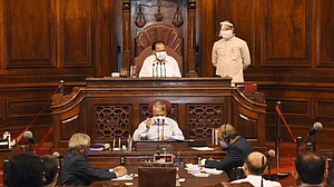 مانسون اجلاس: پیگاسس اور کسانوں کے مسئلہ پر حزب اختلاف کا ہنگامہ جاری، راجیہ سبھا کی کارروائی ملتوی