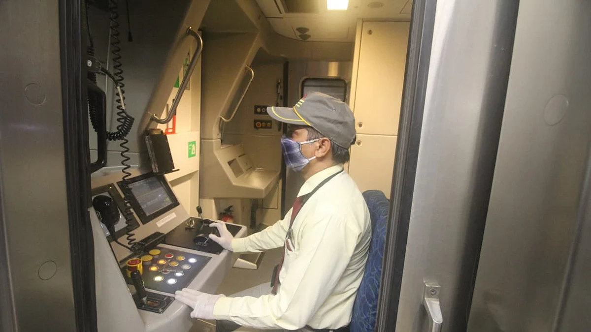 دہلی میٹرو، تصویر قومی آواز / وپن