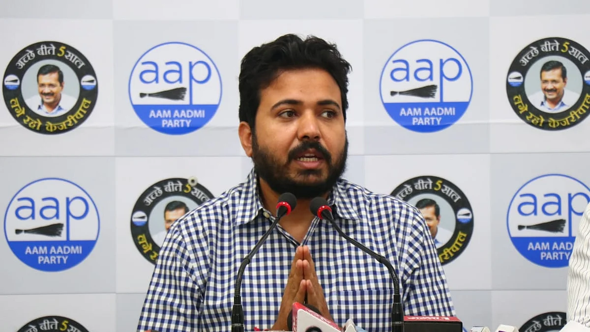 عآپ لیڈر درگیش پاٹھک