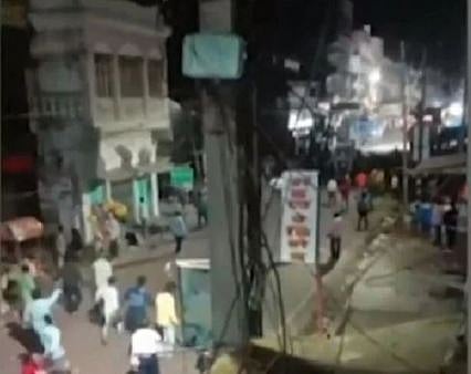 بہار: مونگیر میں 'مورتی وِسرجن' کے دوران ہنگامہ، ایک شخص کی موت، کئی زخمی