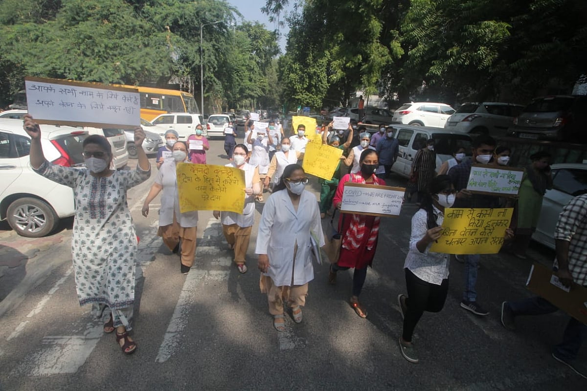 اہم خبریں: ریا چکرورتی ایک ماہ بعد جیل سے ہوئیں رہا