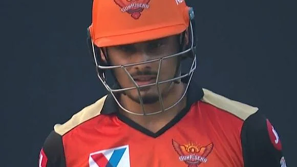 عبد الصمد، تصویر ویڈیو گریب