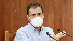 بہار بی جے پی کے ذریعہ 'مفت کورونا ویکسین' کے وعدہ پر راہل گاندھی نے کیا طنز