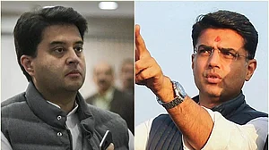 سچن پائلٹ نے سندھیا کو دکھایا آئینہ، عوام سے کہا ان کے پاس جمہوریت بچانے کا موقع ہے