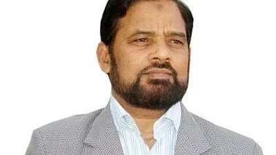 ڈاکٹر ایوب، تصویر فیس بک