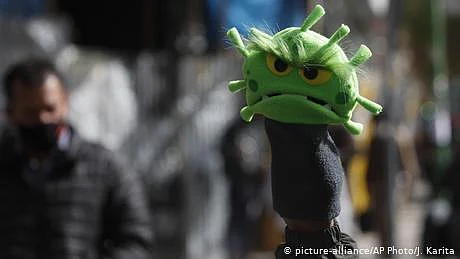 جادو ٹونے کو کورونا کا علاج سمجھنے والے دیہاتی