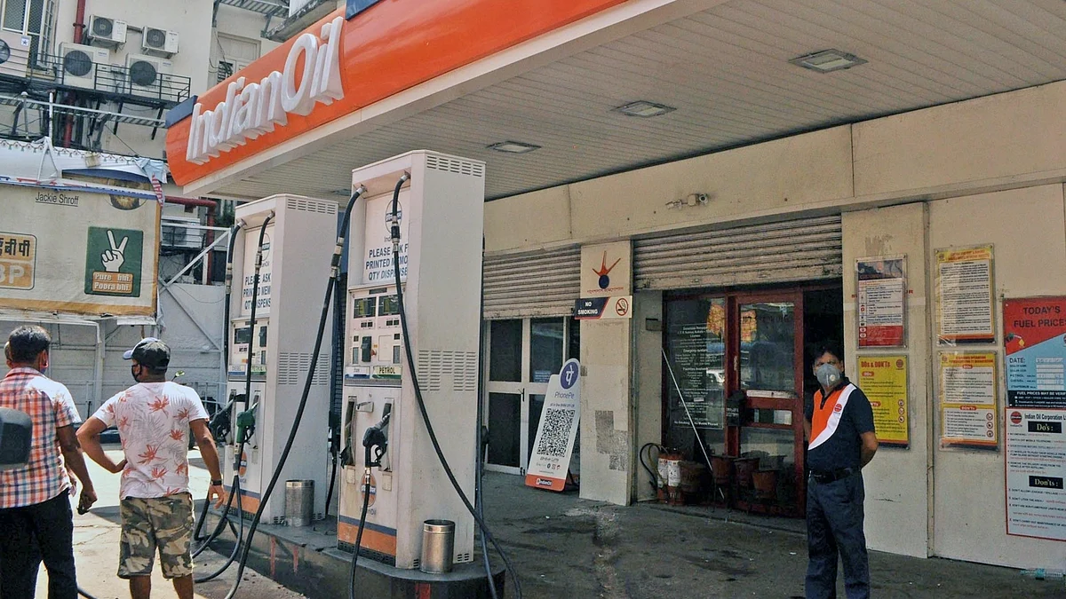 پٹرول پمپ، تصویر آئی اے این ایس