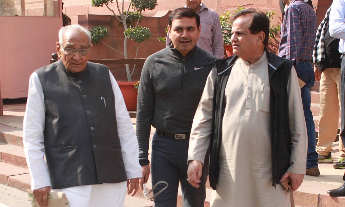 احمد پٹیل کو وقت نے ایسے وقت چھین لیا جب ان کی سب سے زیادہ ضرورت تھی: سونیا گاندھی