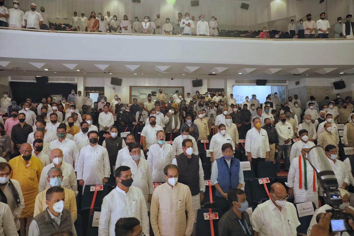 احمد پٹیل کے جانے سے ایک دور کا خاتمہ، تعزیتی نشست میں سیاسی لیڈران کا خراج عقیدت