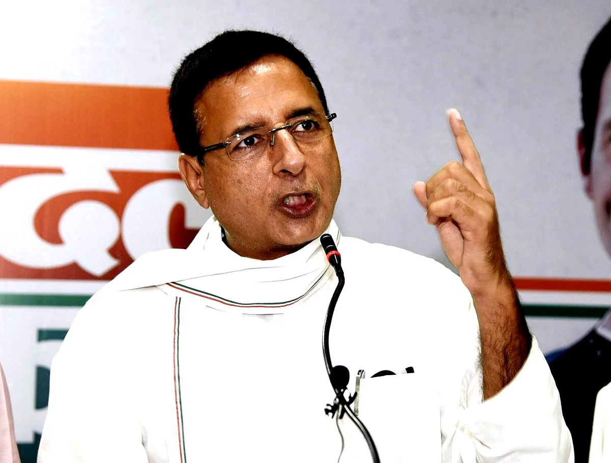 ’’مودی حکومت 25 لاکھ کروڑ روپے کا زرعی کاروبار 5 صنعتکاروں کو دینے کی کر رہی تیاری‘‘