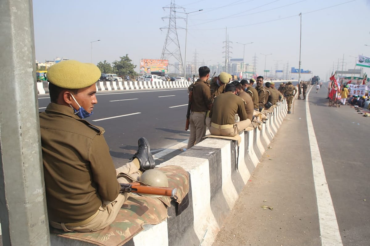 دہلی: 2020 میں 41 پولیس اہلکار کی سڑک حادثات میں ہوئی موت، اور 2021 میں...