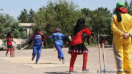 افغان خواتين کی قومی کرکٹ ٹيم، کئی کے ليے ايک ناگوار حقيقت